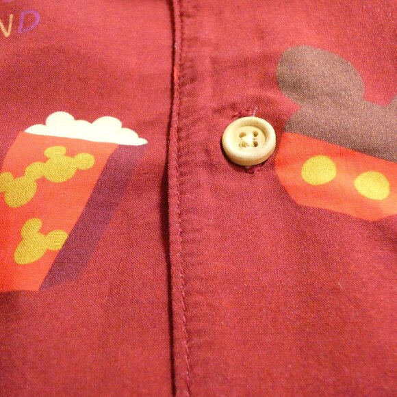 Disneyland Shirt Size S Hong Kong Maroon Red Matching FAMILY Vacation Tops NWT - Picture 7 of 10